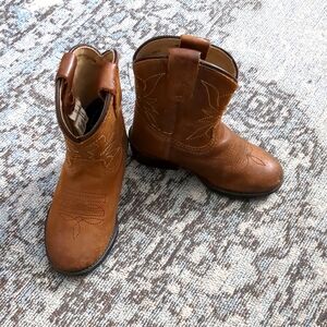 Cowboy/cowgirl boots for toddler